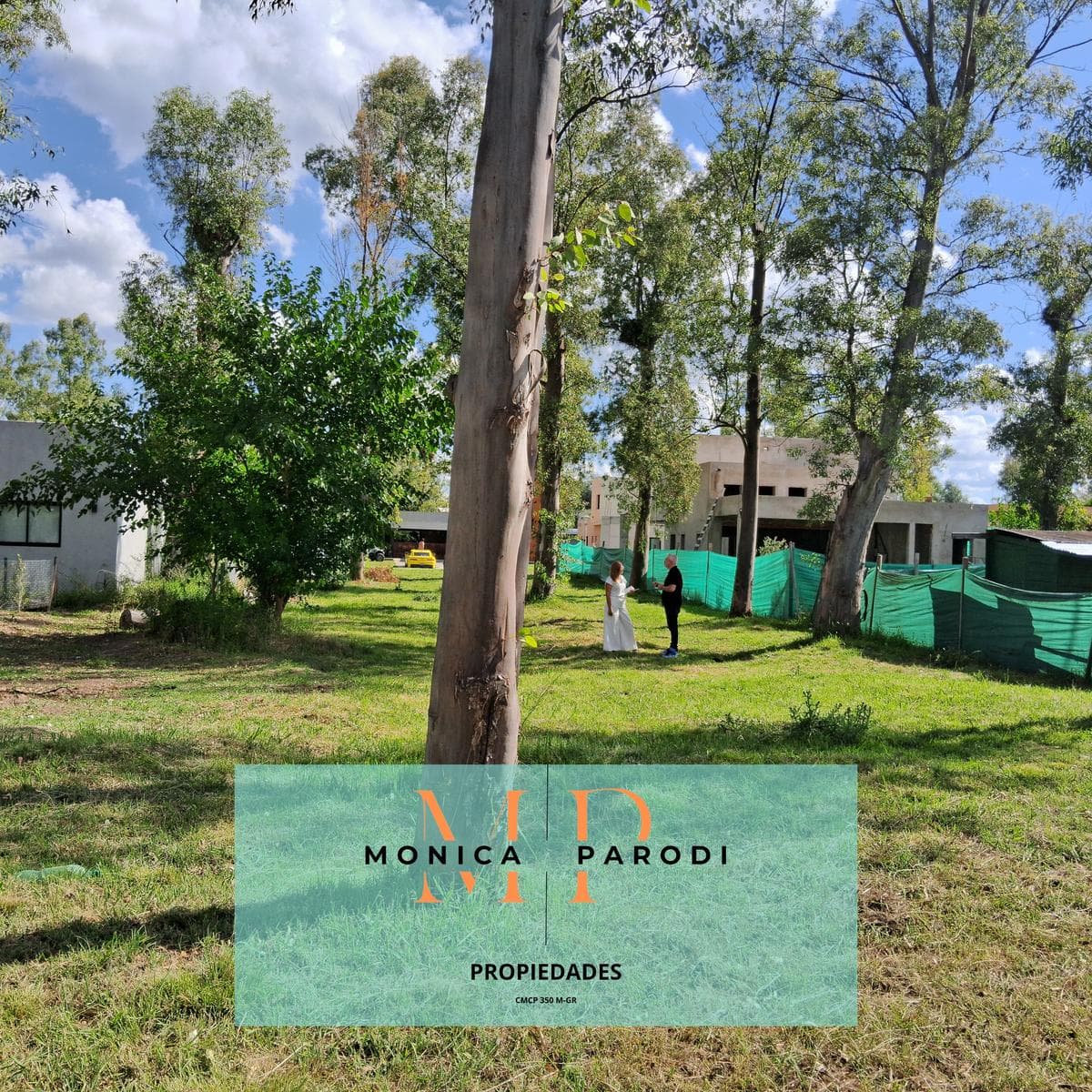 CENTRAL LOT FOR SALE IN THE ALVAREZ DEL BOSQUE GATED COMMUNITY. LARGE LOT!