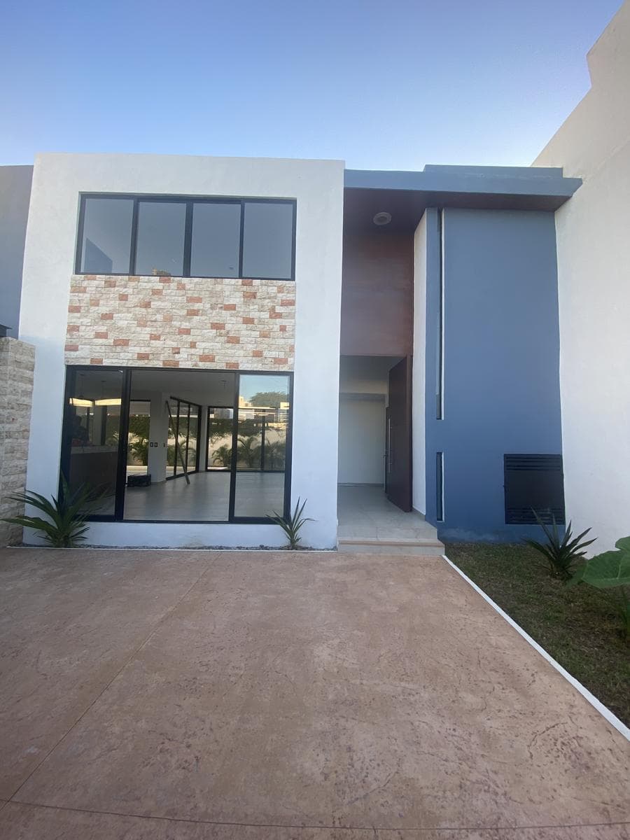 House for Sale in Altabrisa, Mérida, Yucatán