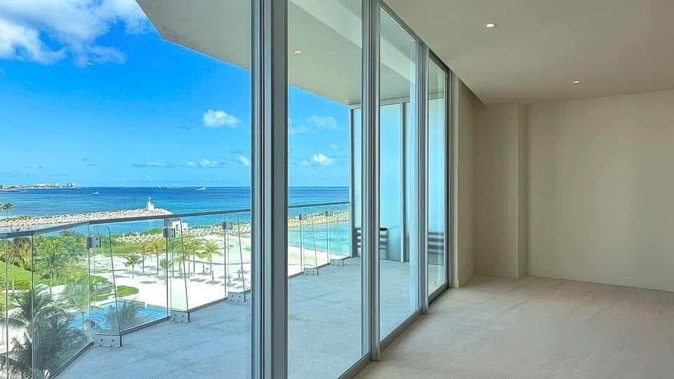 Apartment in SLS Hotel District