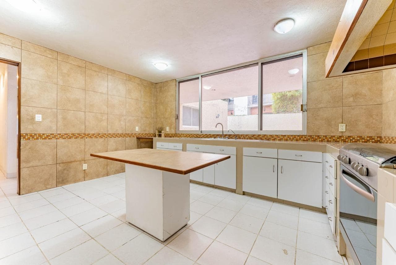 House for Sale in Bosques de las Lomas