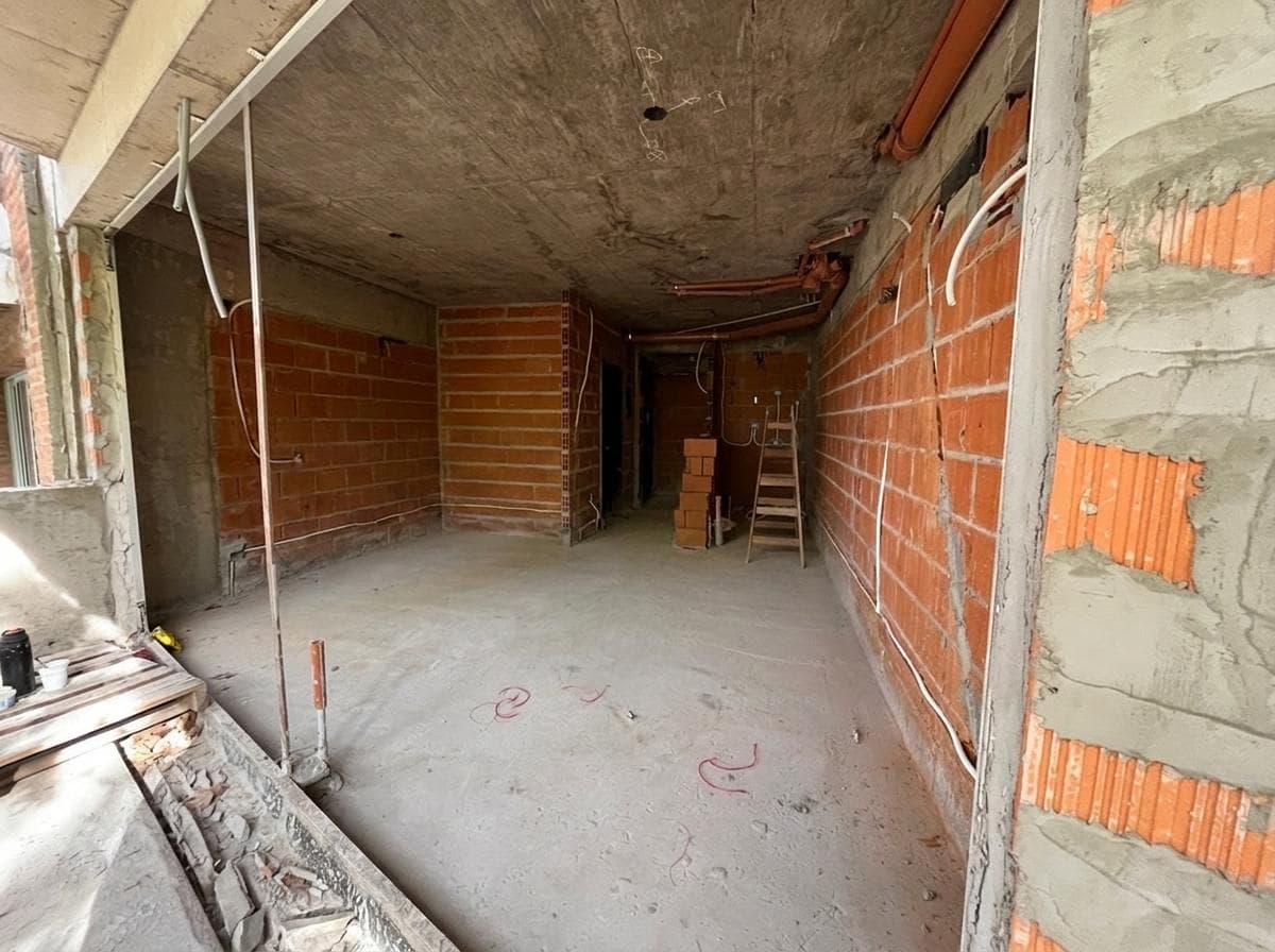 One-room apartment in Almagro with a balcony