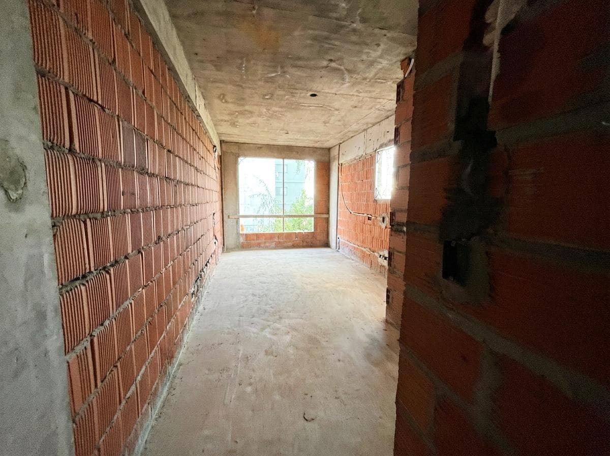 Studio apartment in Almagro, suitable for professionals, for sale