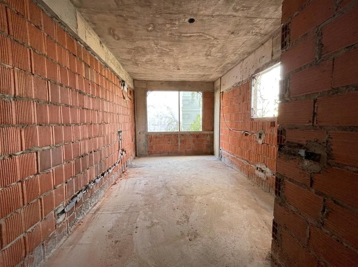 Studio apartment in Almagro, suitable for professionals, for sale