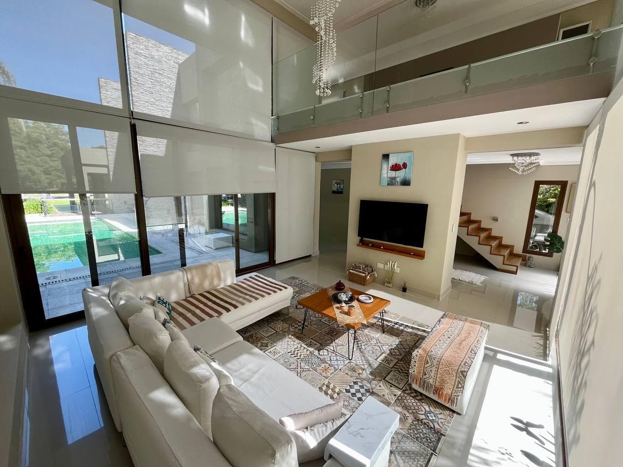 FOR SALE: LUXURY 4-BEDROOM HOME AT THE ABRIL HUDSON COUNTRY CLUB