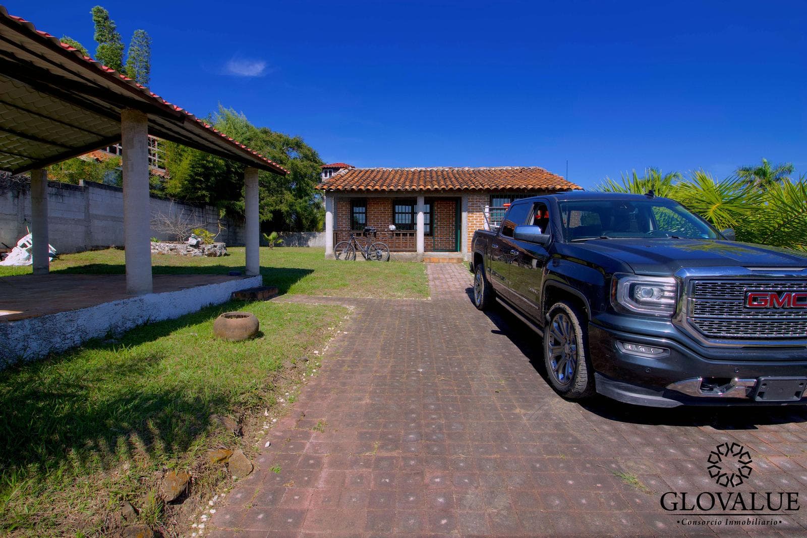 BEAUTIFUL COUNTRY CABIN IN MIRADORES FOR SALE