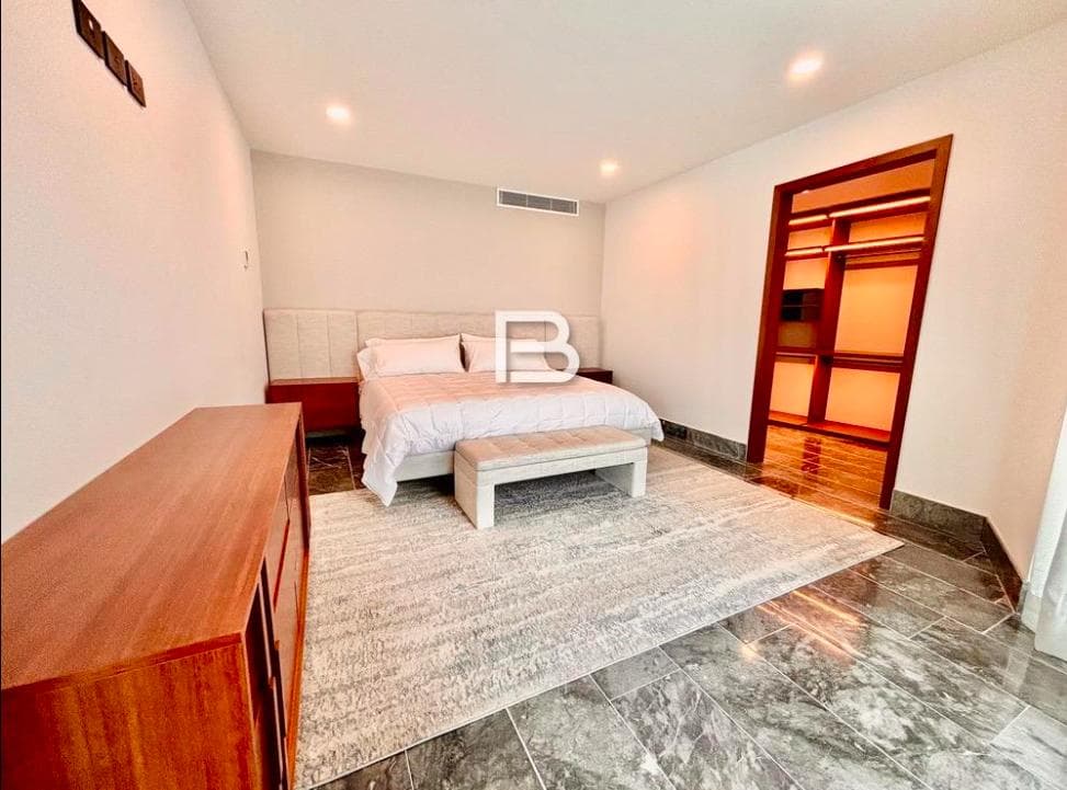 Furnished Apartment for Sale in Puerto Cancun Shark Tower