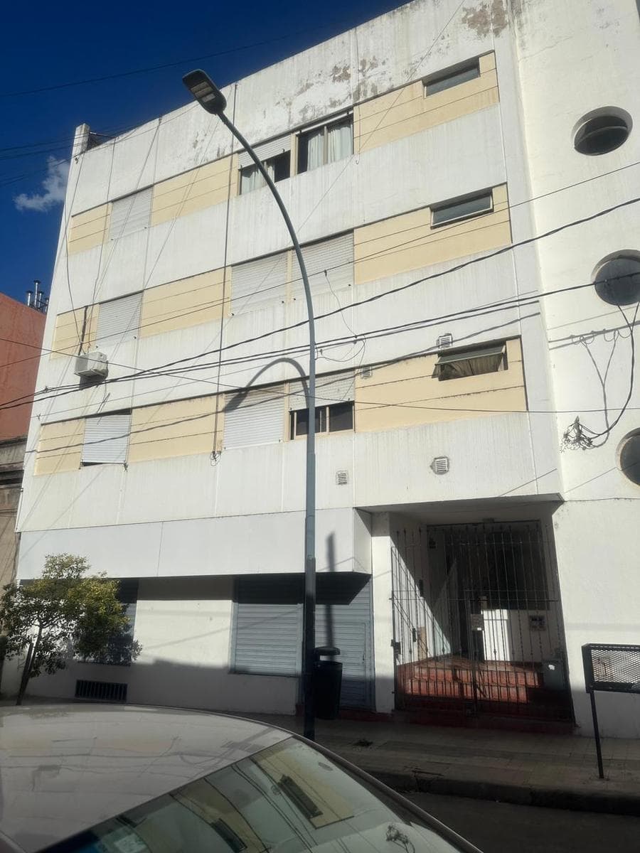 1-BEDROOM APARTMENT FOR SALE - ALBERDI - 42 MTS2