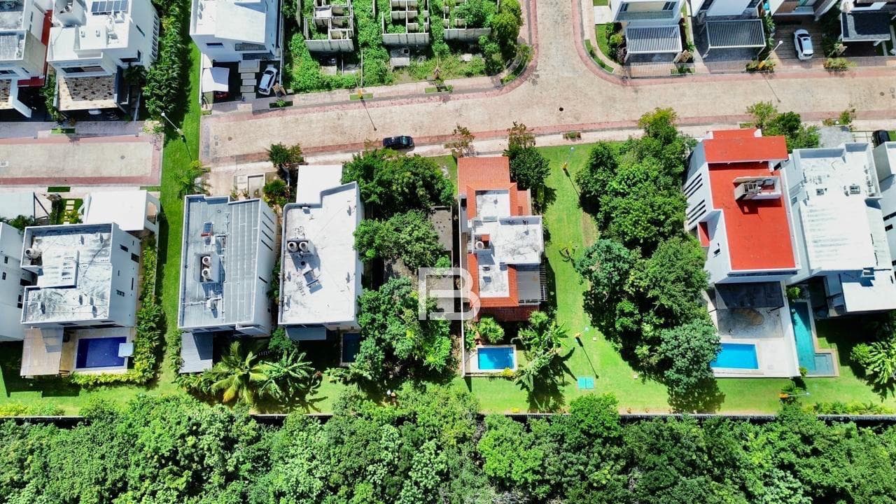 Land for Sale in the Lagos del Sol Residential Community
