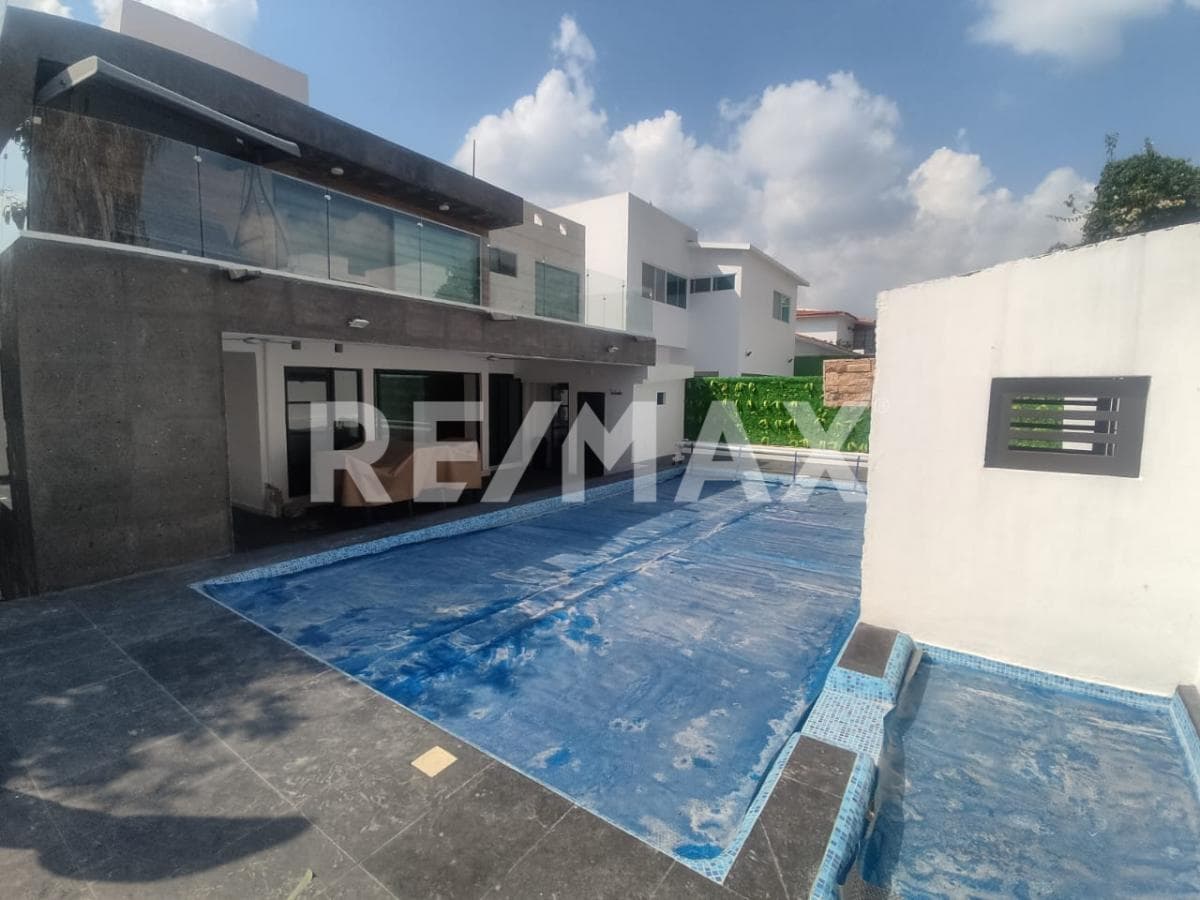 House for Sale in Morelos, Lomas de Cocoyoc Subdivision