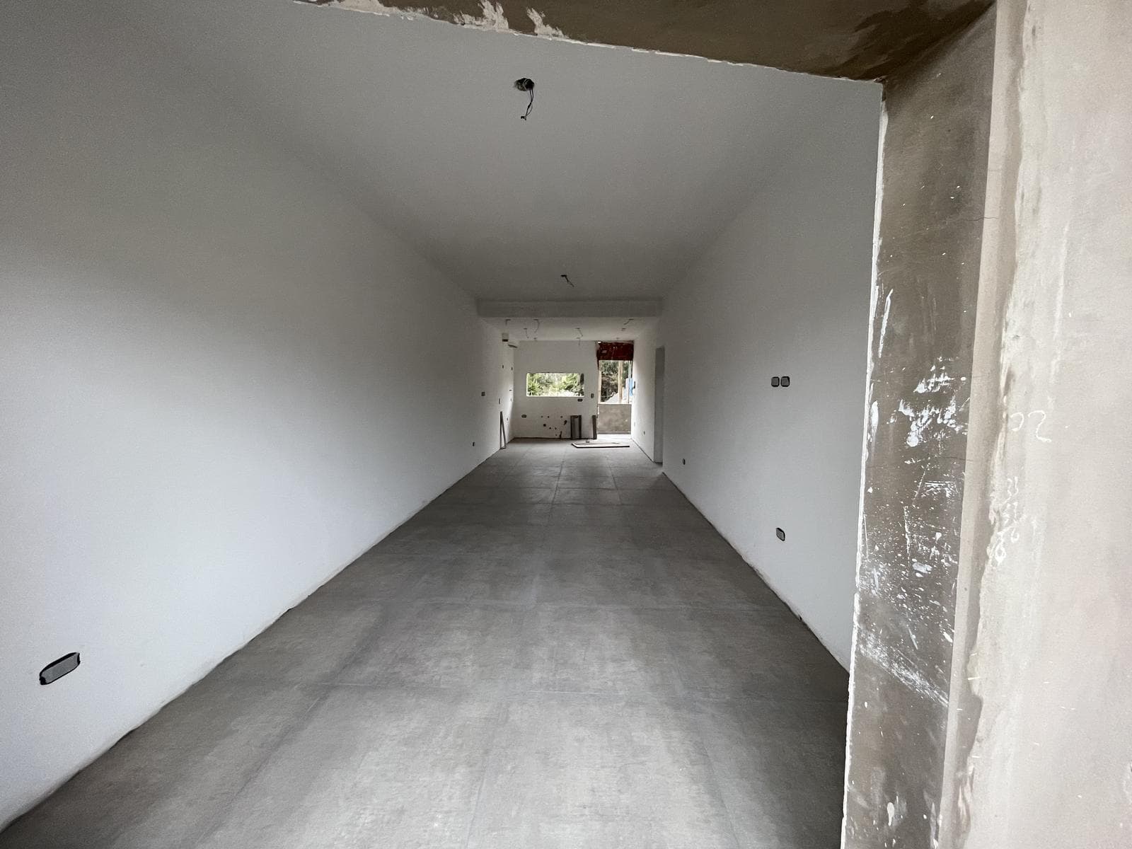 2-Room Apartment - Full Amenities - PERFECT FOR RENT!