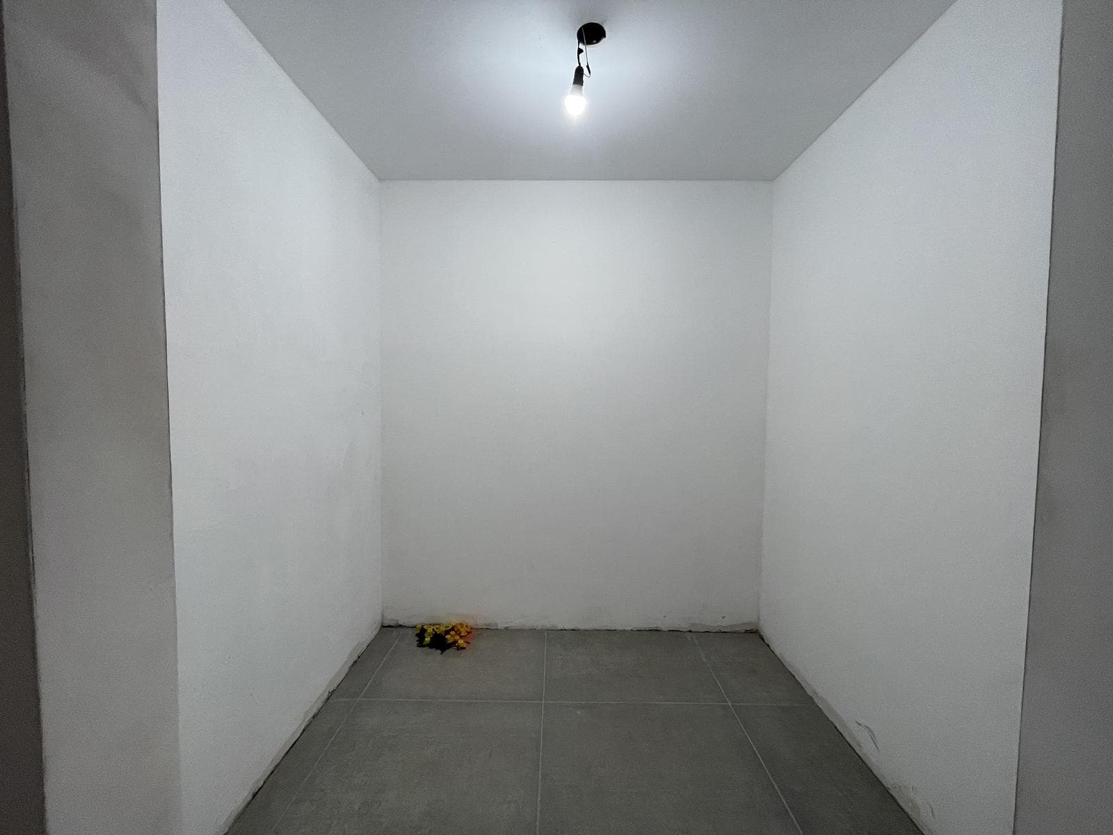 2-Room Apartment - Full Amenities - PERFECT FOR RENT!