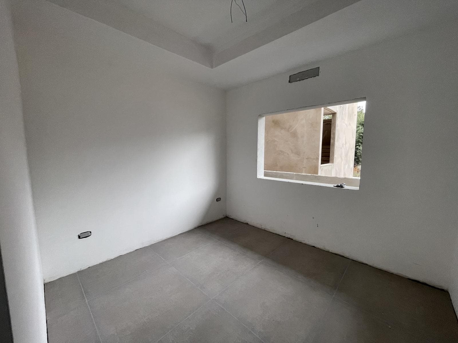 2-Room Apartment - Full Amenities - PERFECT FOR RENT!