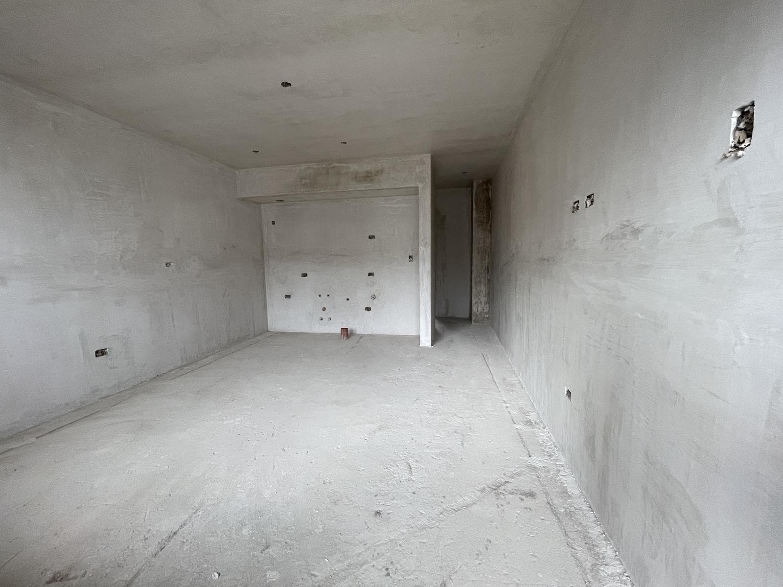 2-Room Apartment - Full Amenities - PERFECT FOR RENT!