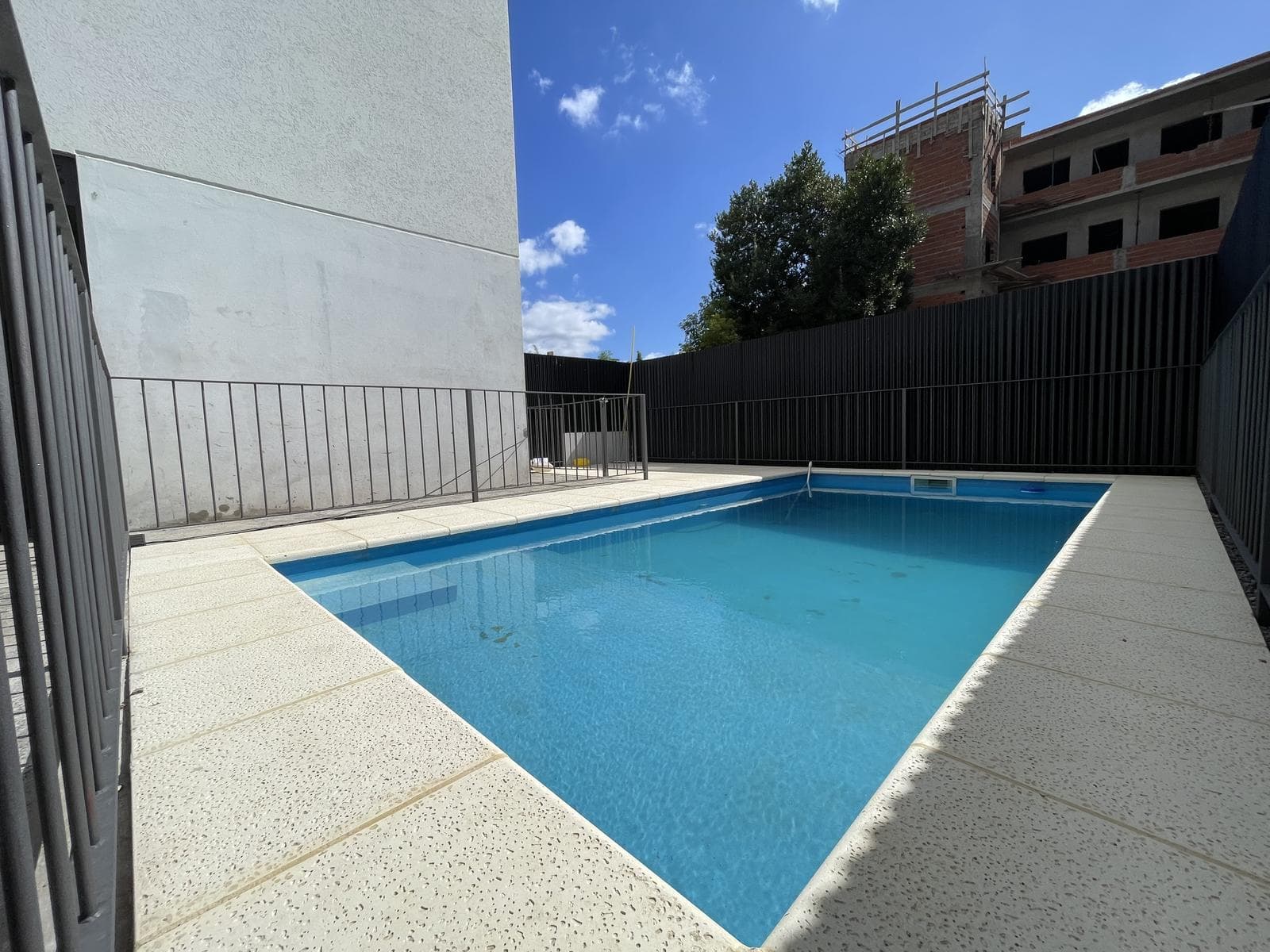 2-room apartment with a balcony—brand new