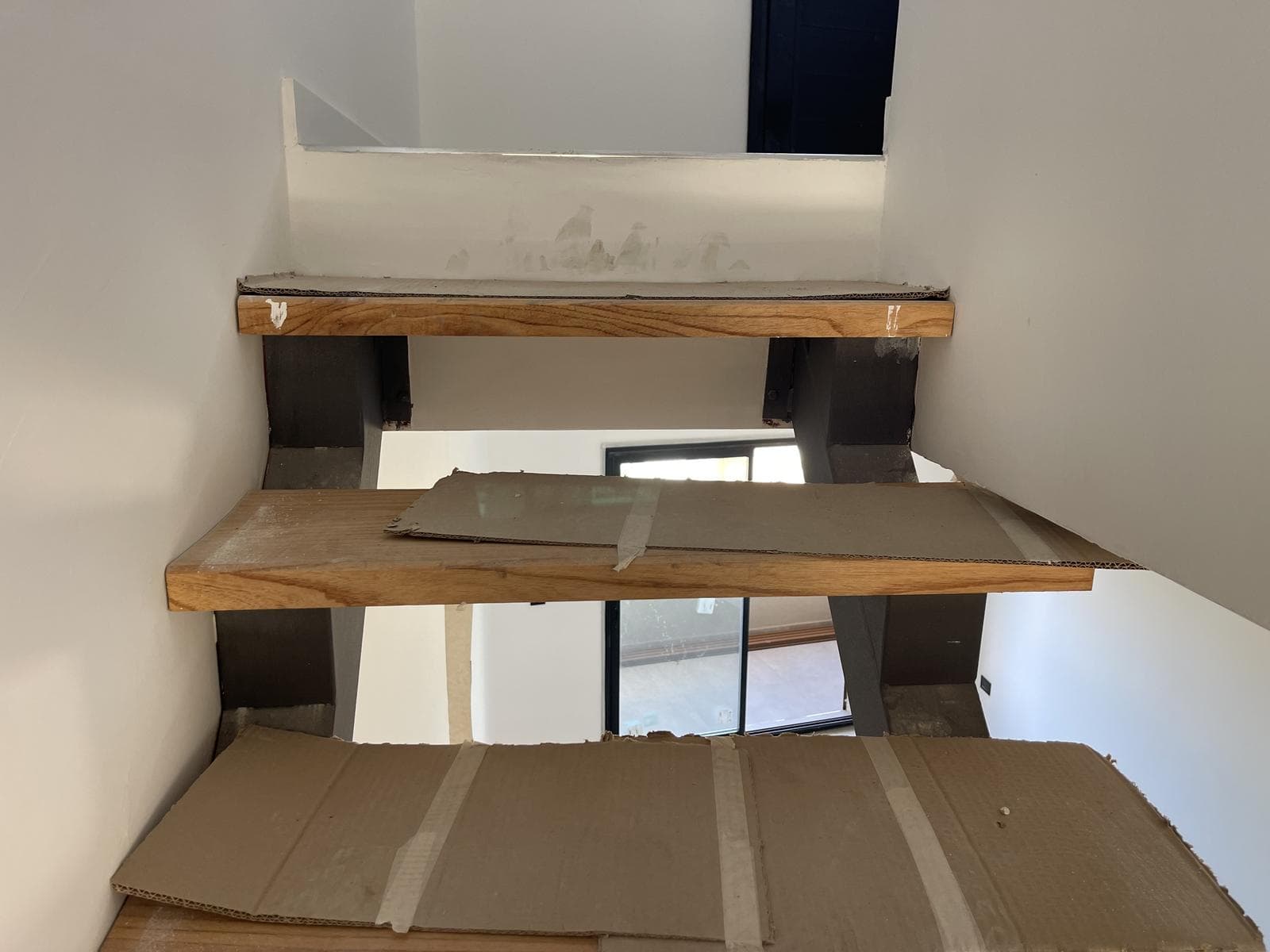 Brand-new, spacious 3-room apartment - Don Torcuato.