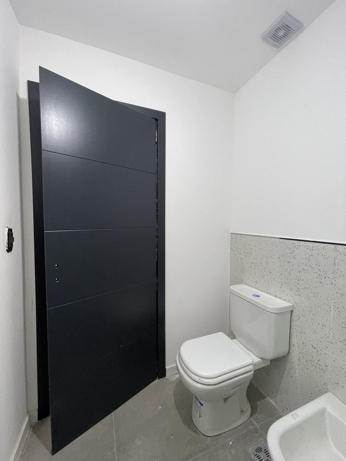 Brand-new, spacious 3-room apartment - Don Torcuato.