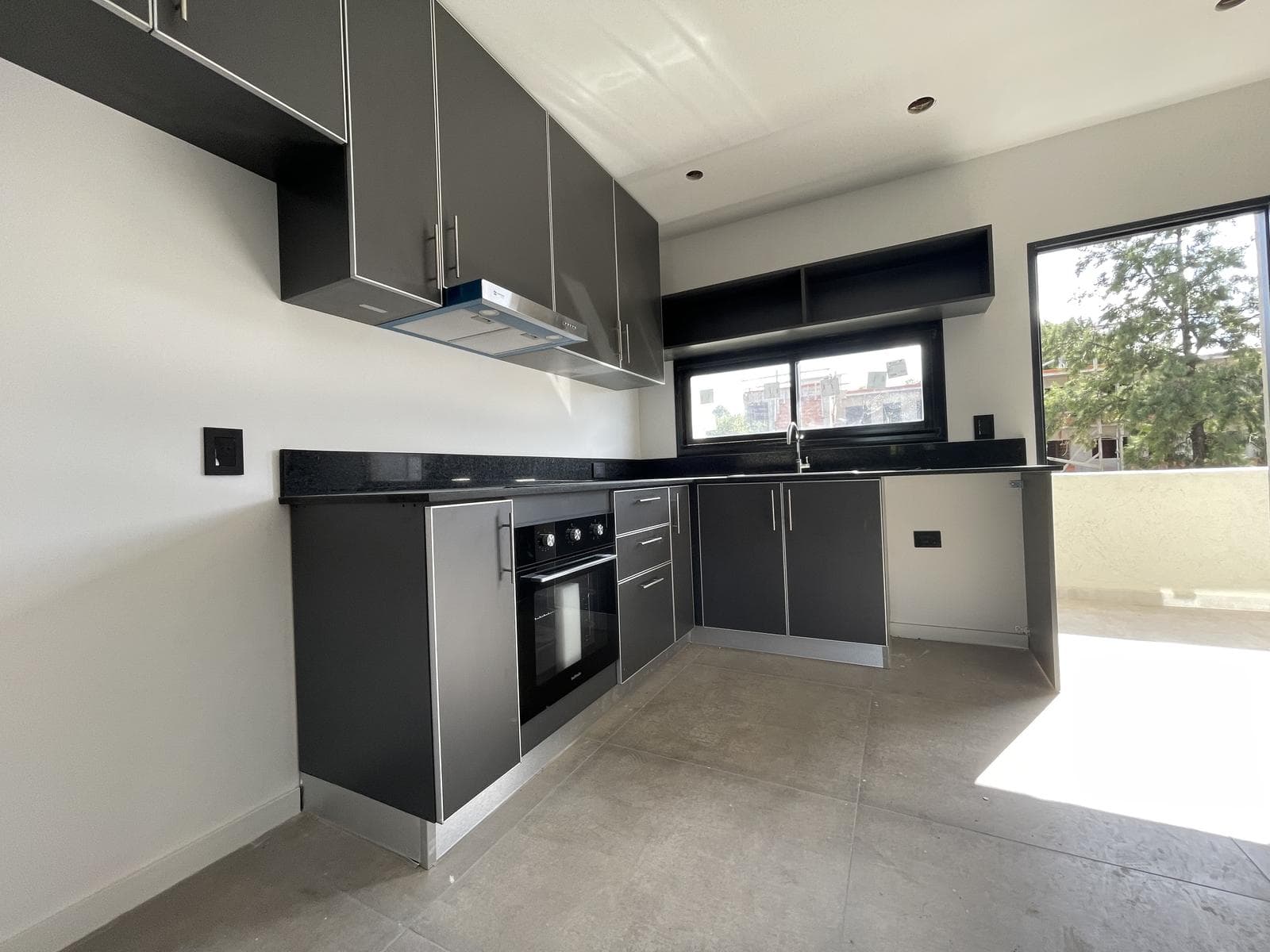 Brand-new, spacious 3-room apartment - Don Torcuato.