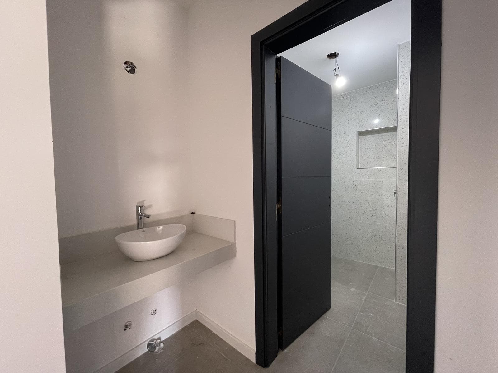 Brand-new, spacious 3-room apartment - Don Torcuato.