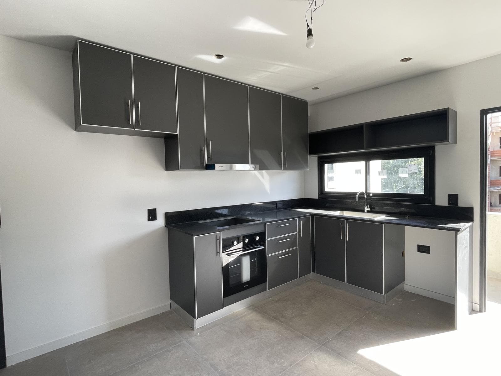 Brand-new, spacious 3-room apartment - Don Torcuato.