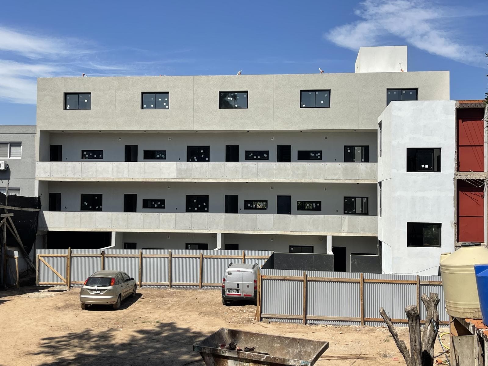 Brand-new, spacious 3-room apartment - Don Torcuato.