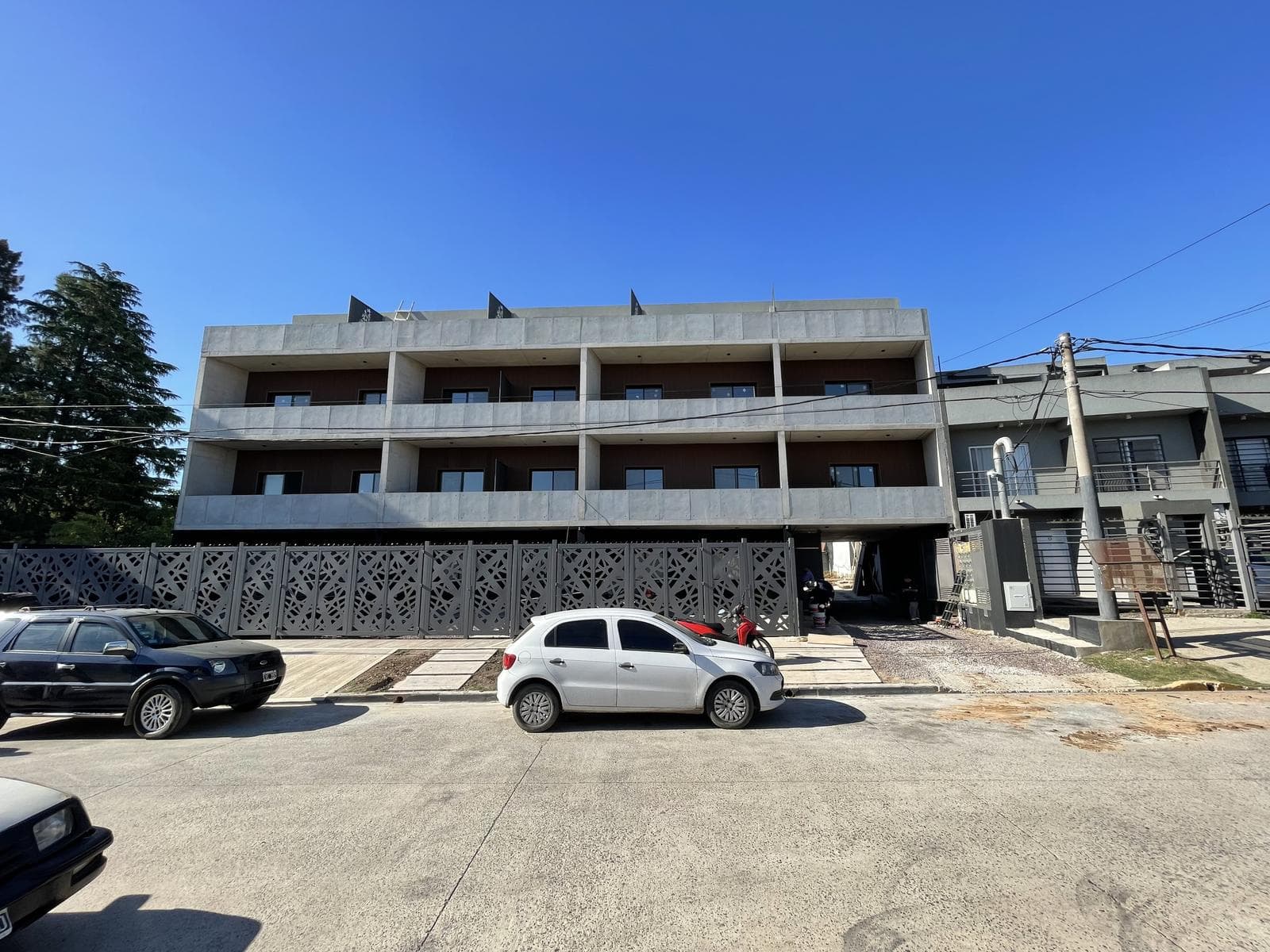 Brand-new, spacious 3-room apartment - Don Torcuato.