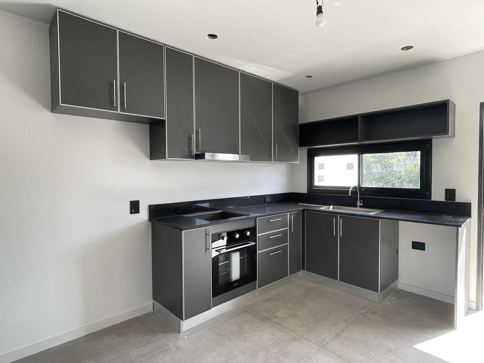 Brand-new, spacious 3-room apartment - Don Torcuato.