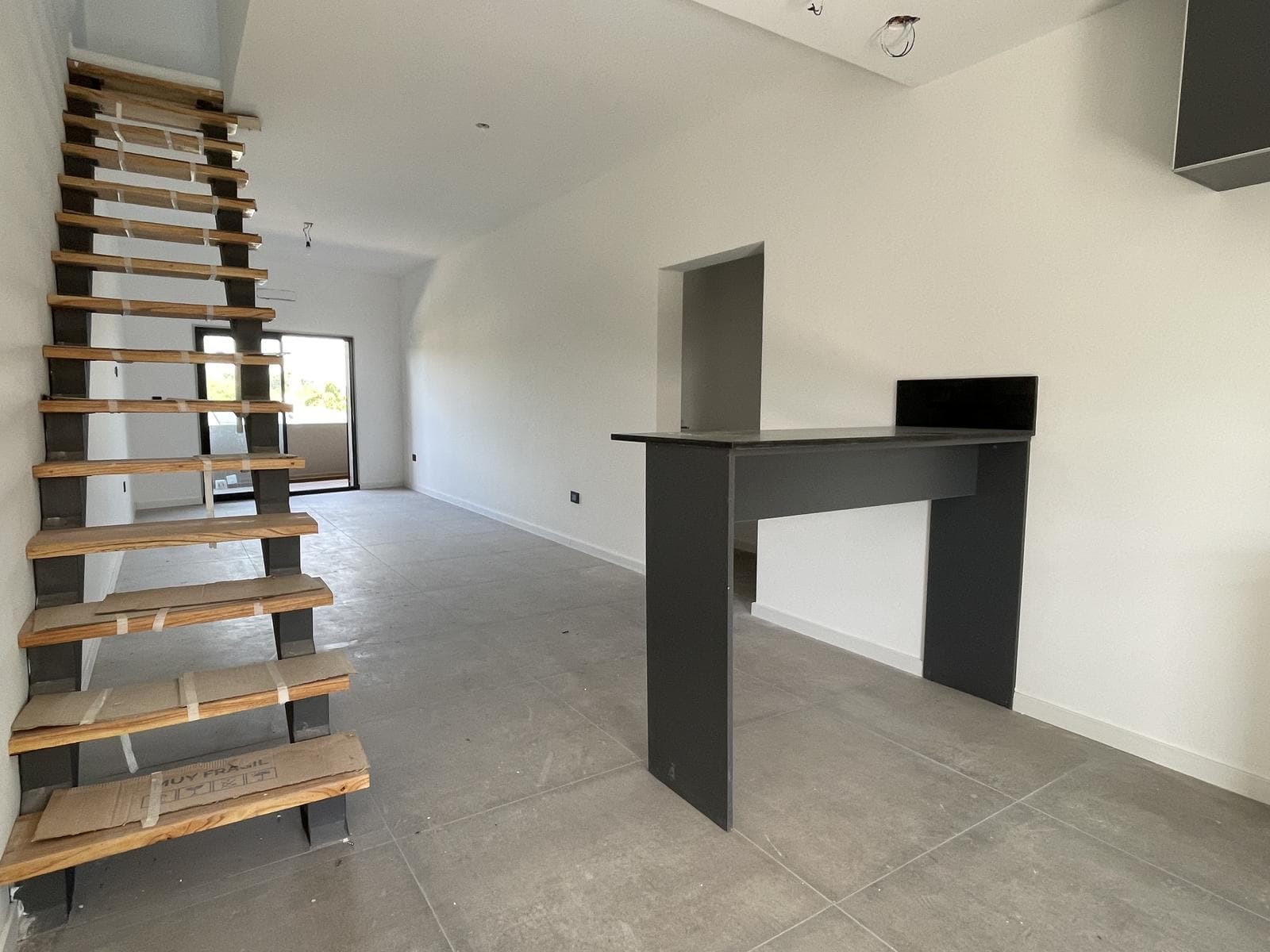Brand-new, spacious 3-room apartment - Don Torcuato.
