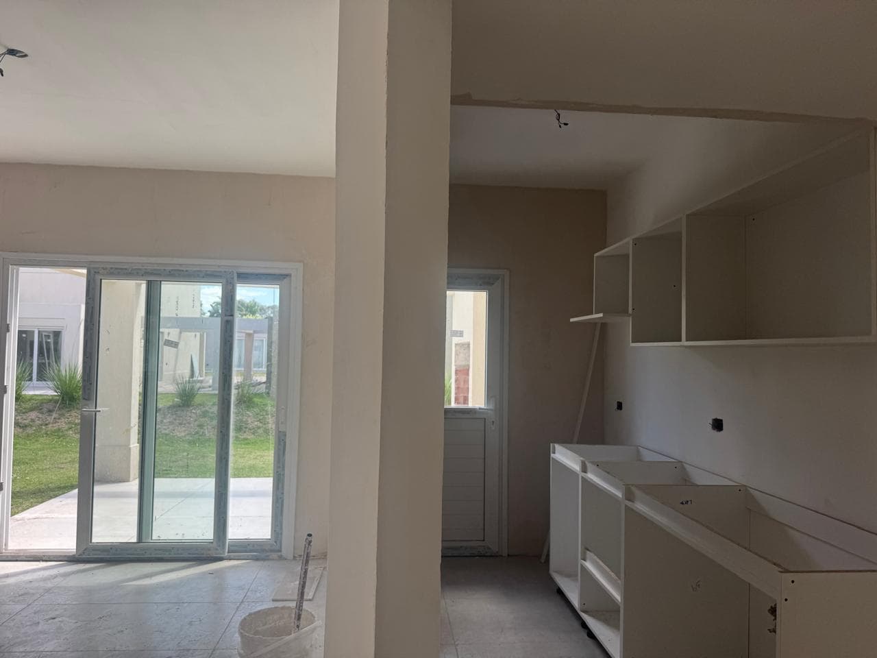 4-Room House for Sale in Pilar