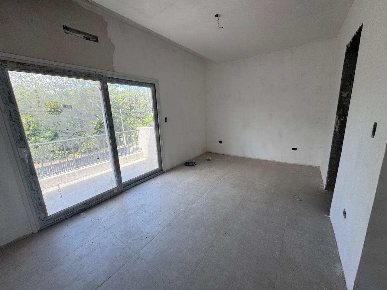 4-Room House for Sale in Pilar