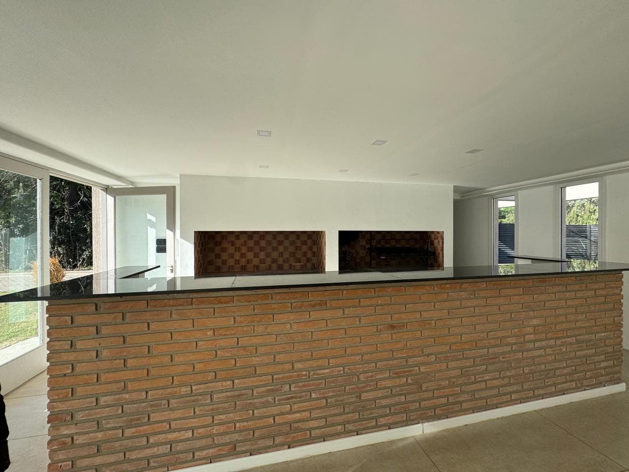 4-Room House for Sale in Pilar