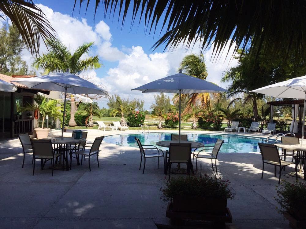Furnished apartment in the Hotel Zone / Furnished apt in the Hotel Zone