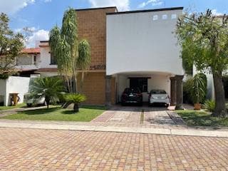 House for Sale in Huertas del Carmen