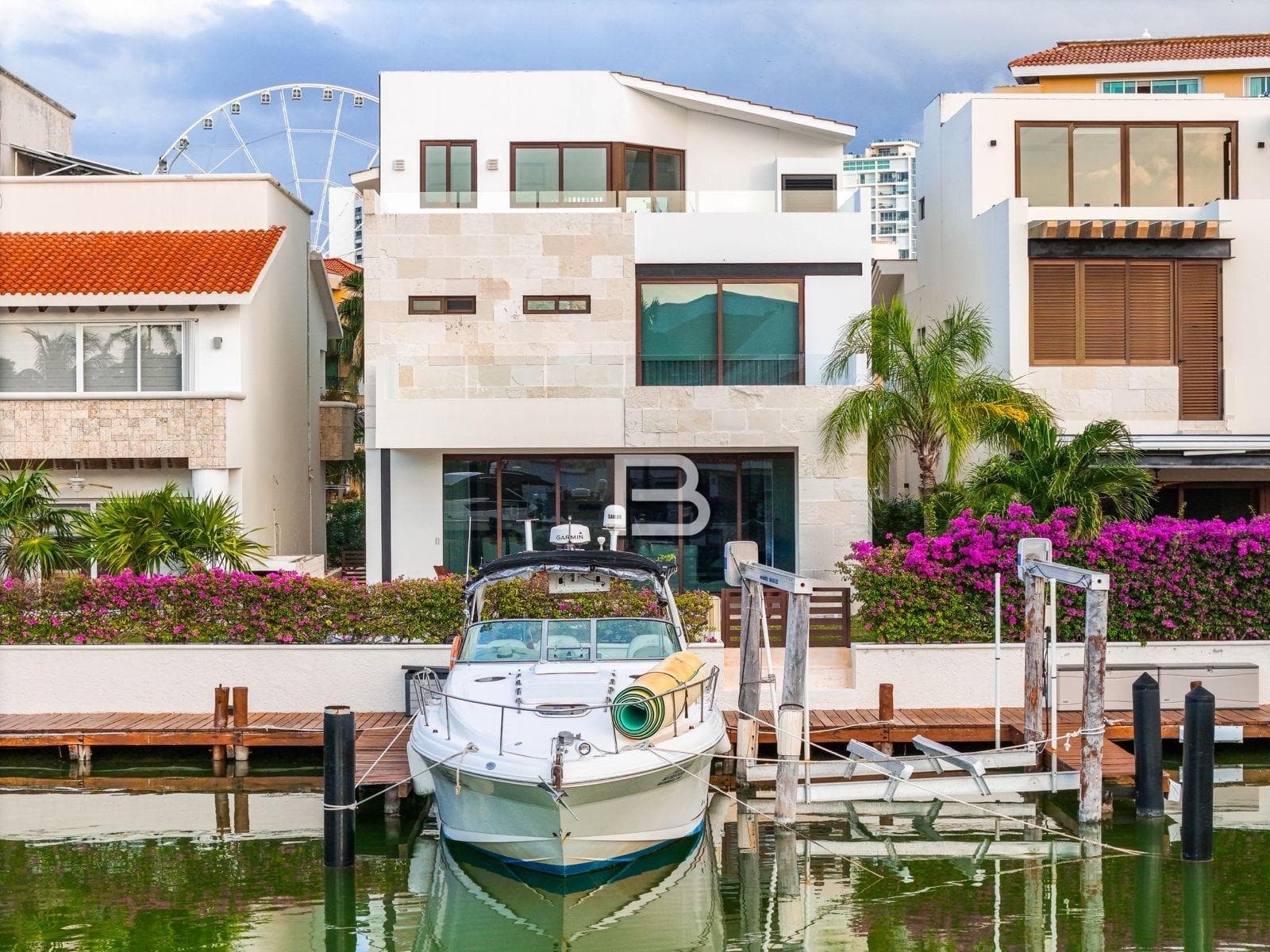 House for Sale in Isla Dorada, Cancún