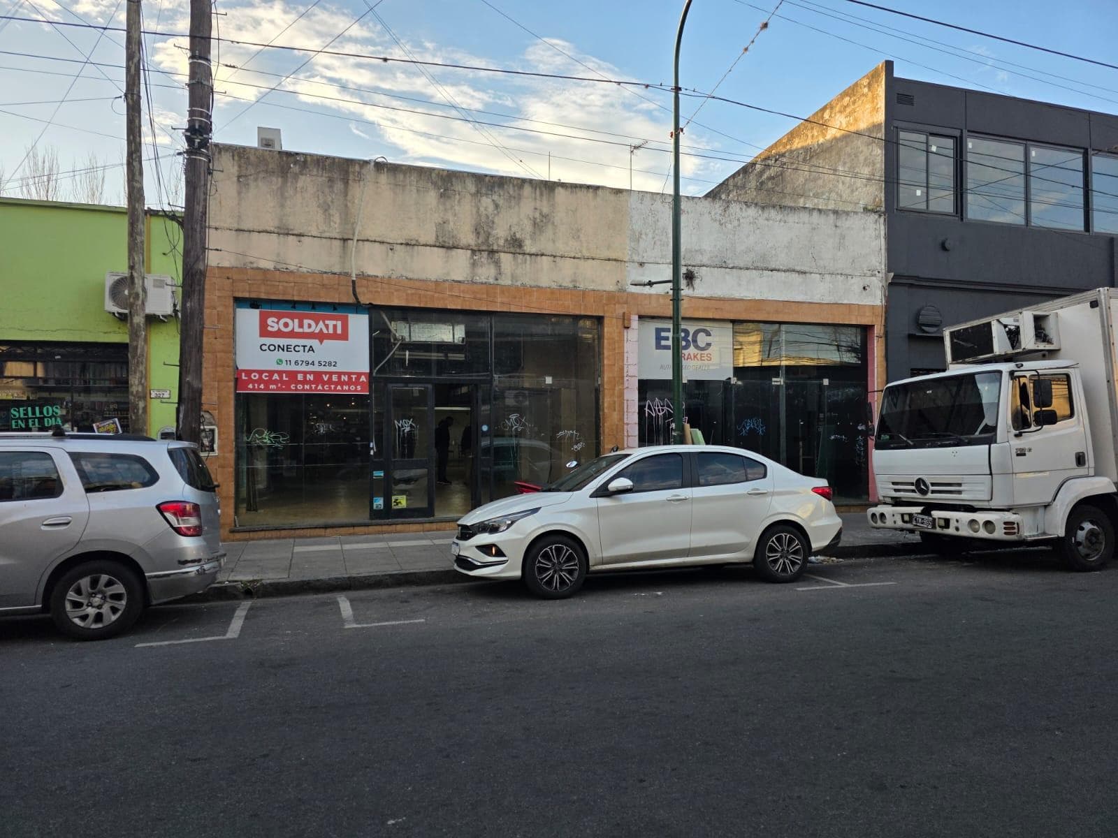 Commercial Space for Sale with Rental Income in San Isidro, Martinez - Opportunity: 2 Adjacent Commercial Spaces in the Heart of Downtown