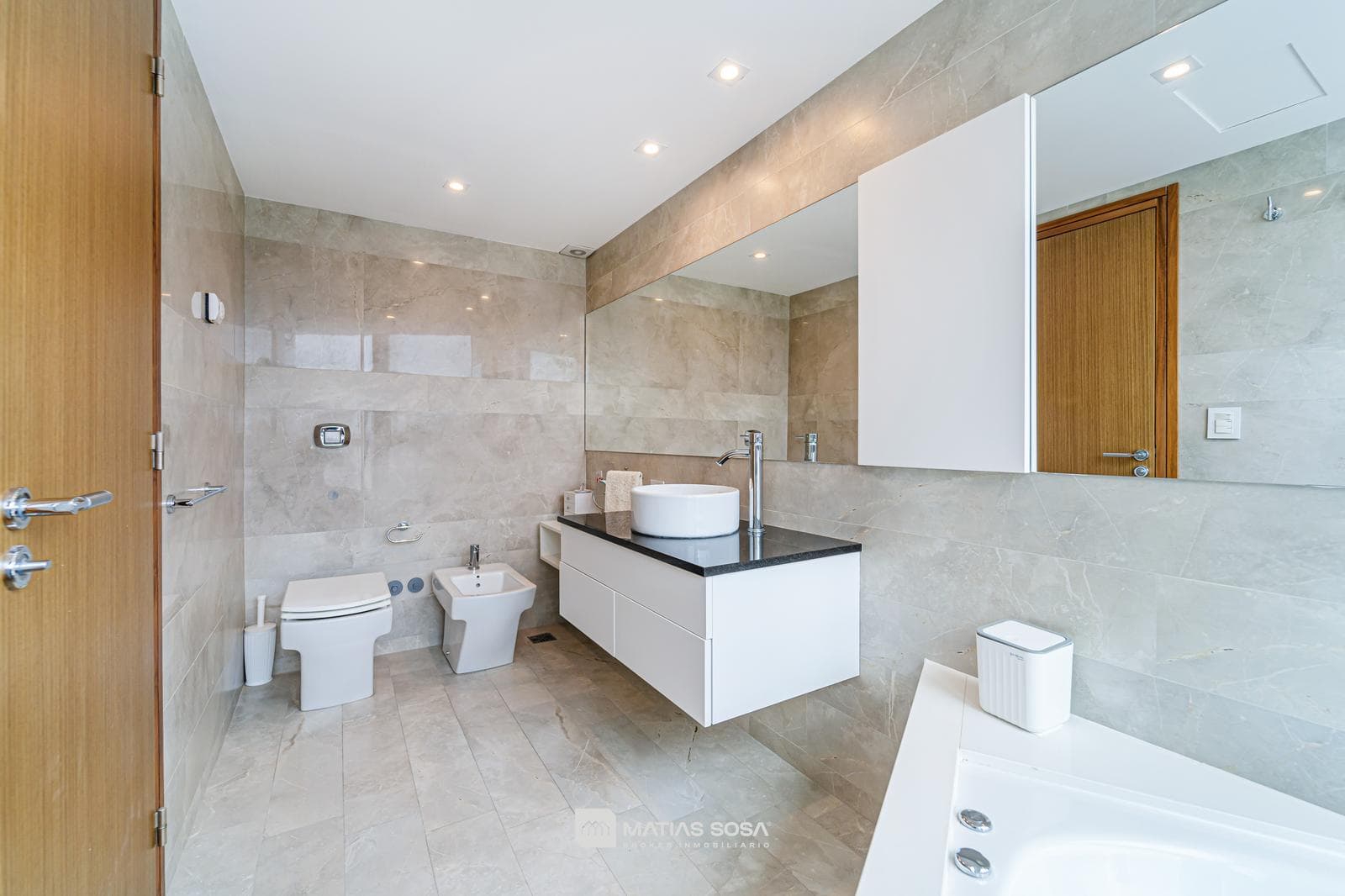 For Sale - Apartment - 3-room - Maral Explanada - Playa Chica
