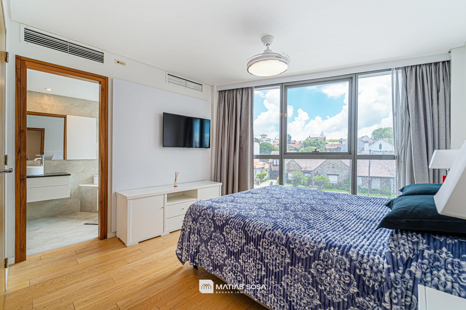 For Sale - Apartment - 3-room - Maral Explanada - Playa Chica