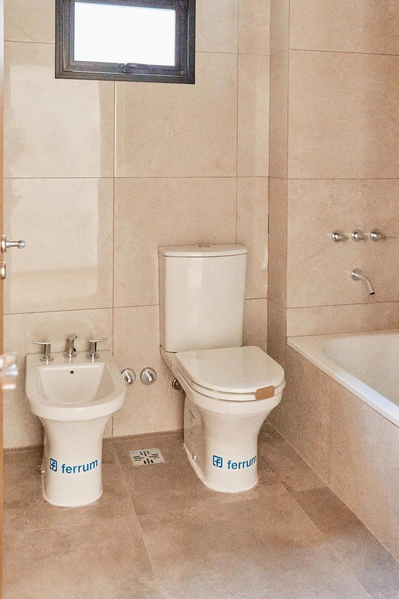 Brand-new 3-room apartment - 3300 Vallejos