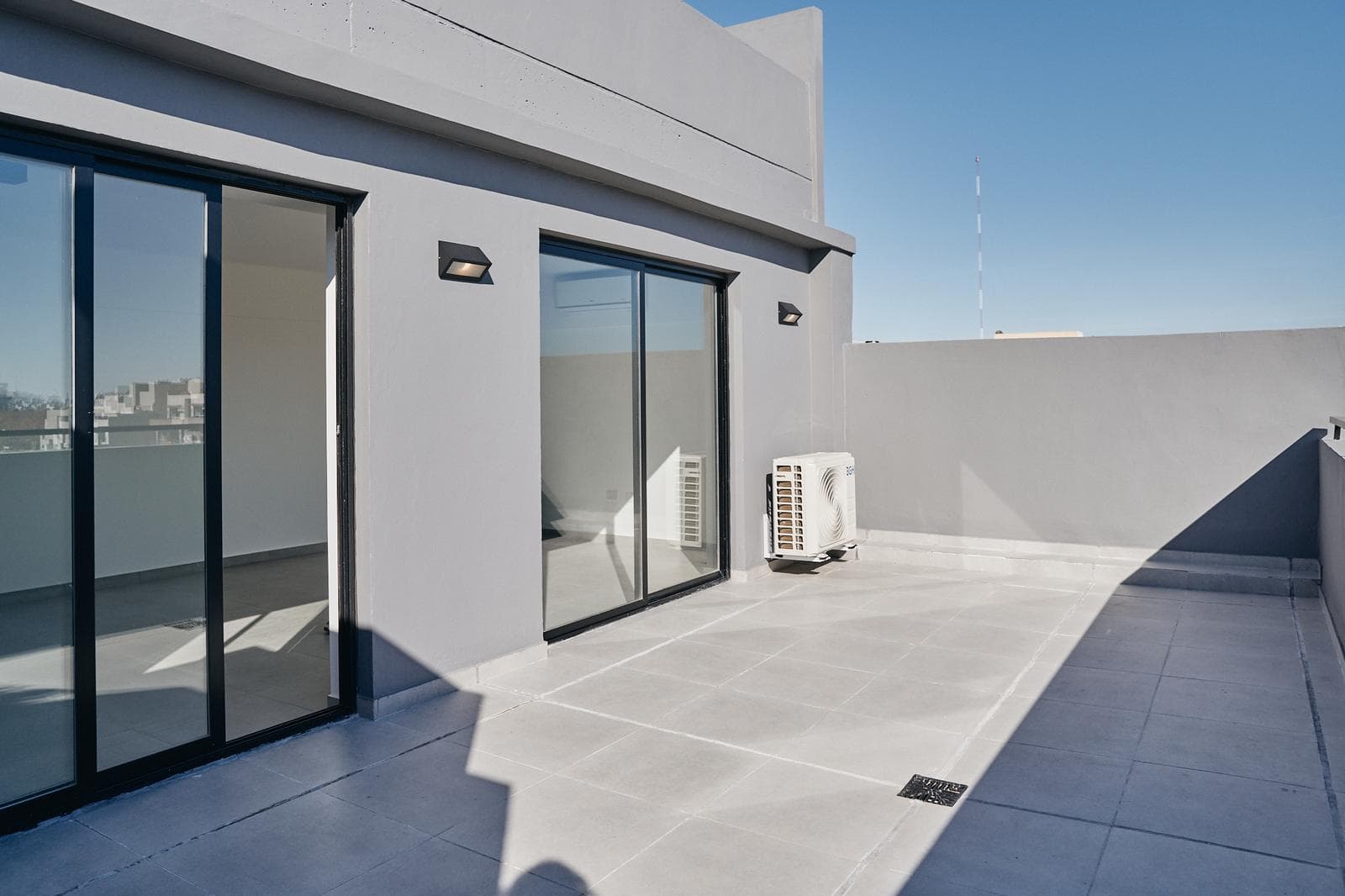 Brand-new 3-room apartment - 3300 Vallejos