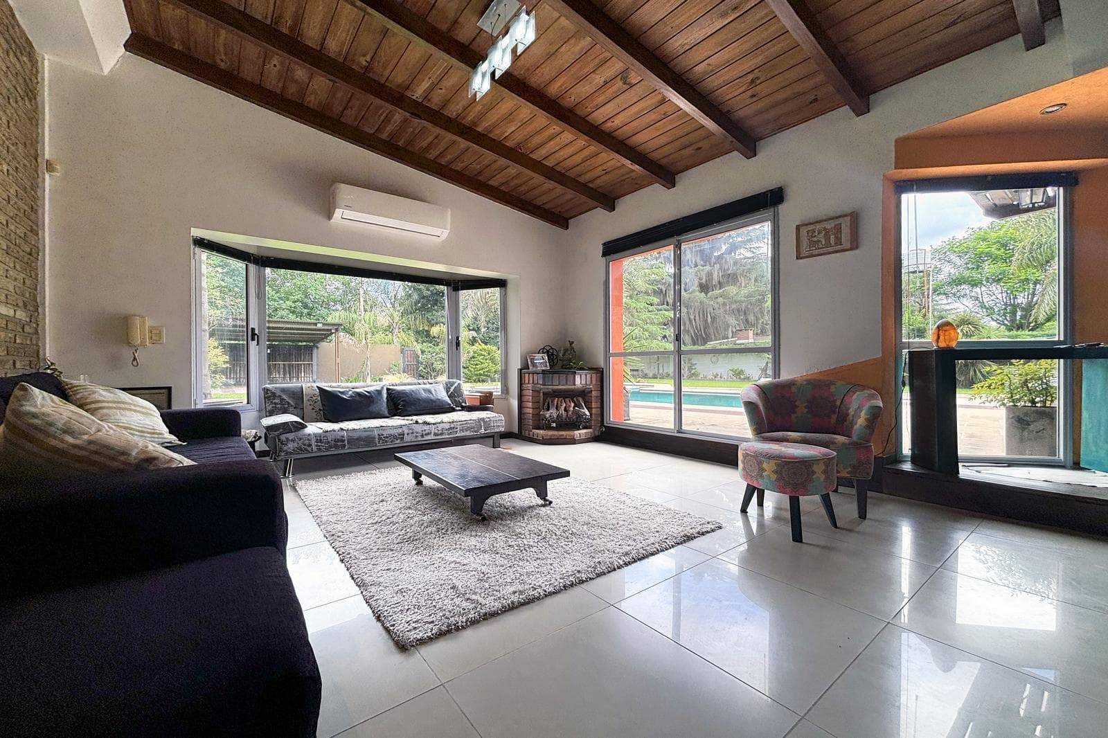FOR SALE - 1-bedroom house with a barbecue area, park, and pool. Pueblo Esther.