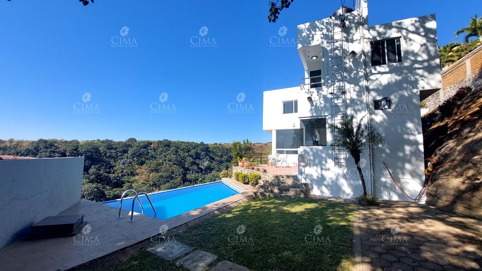 Venta 2 casas en Lomas de Tetela, Cuernavaca - V358