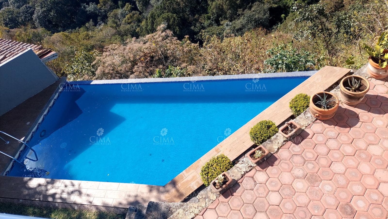 Venta 2 casas en Lomas de Tetela, Cuernavaca - V358