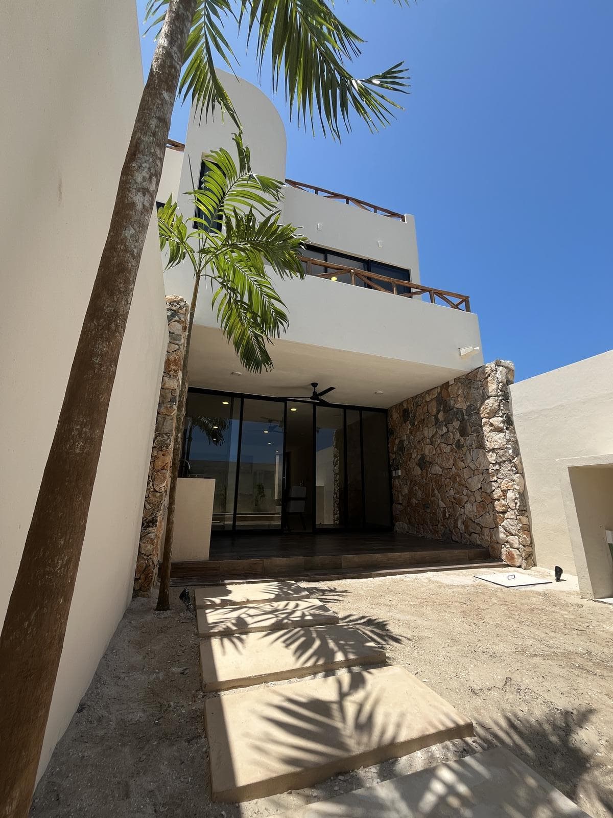 House for Sale in LA PLAYA de Chicxulub Puerto, Mérida, Yucatán