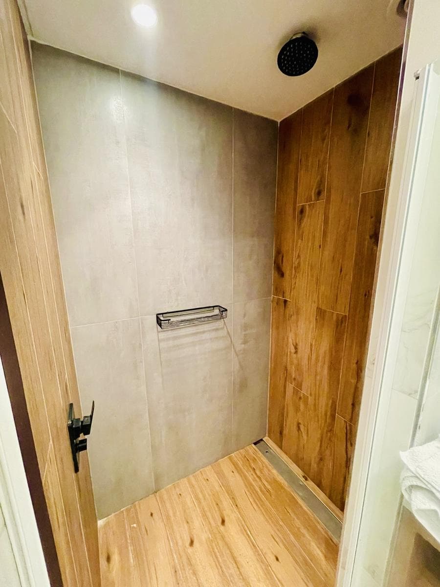 Apartment for Rent at Le Parc Puerto Madero: 3-room, furnished, with garage!