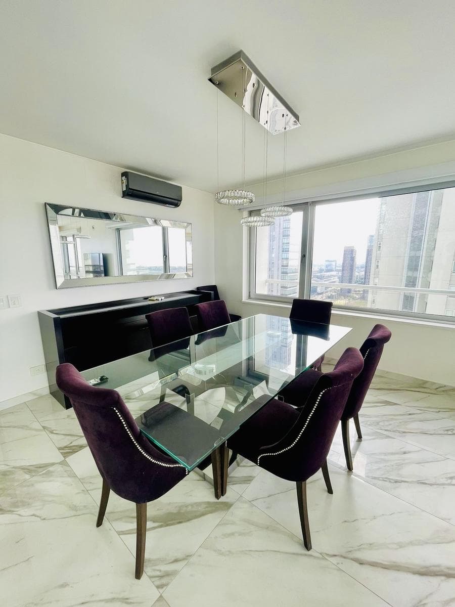 Apartment for Rent at Le Parc Puerto Madero: 3-room, furnished, with garage!