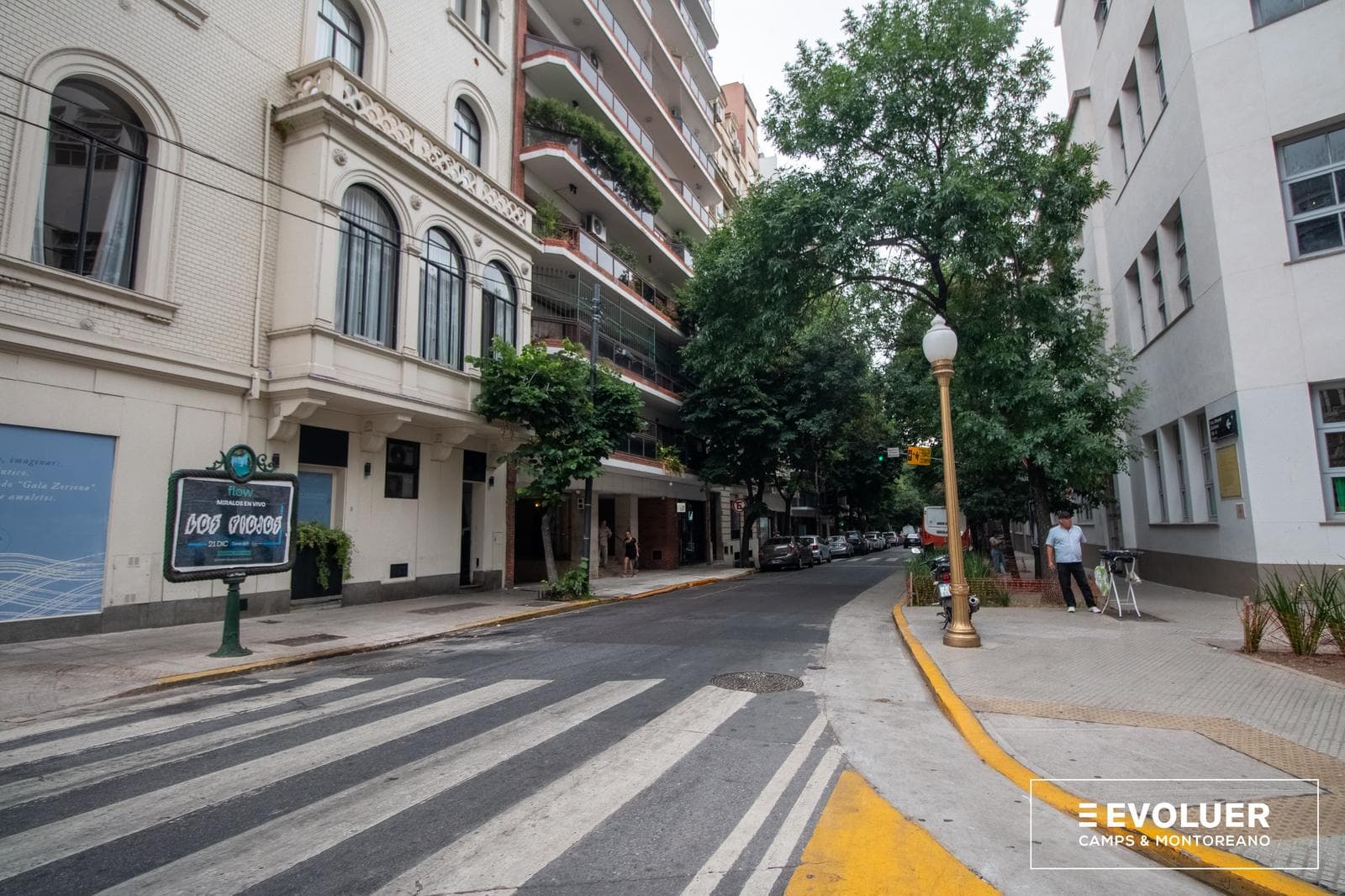 For Sale: Renovated 3-room apartment in Recoleta