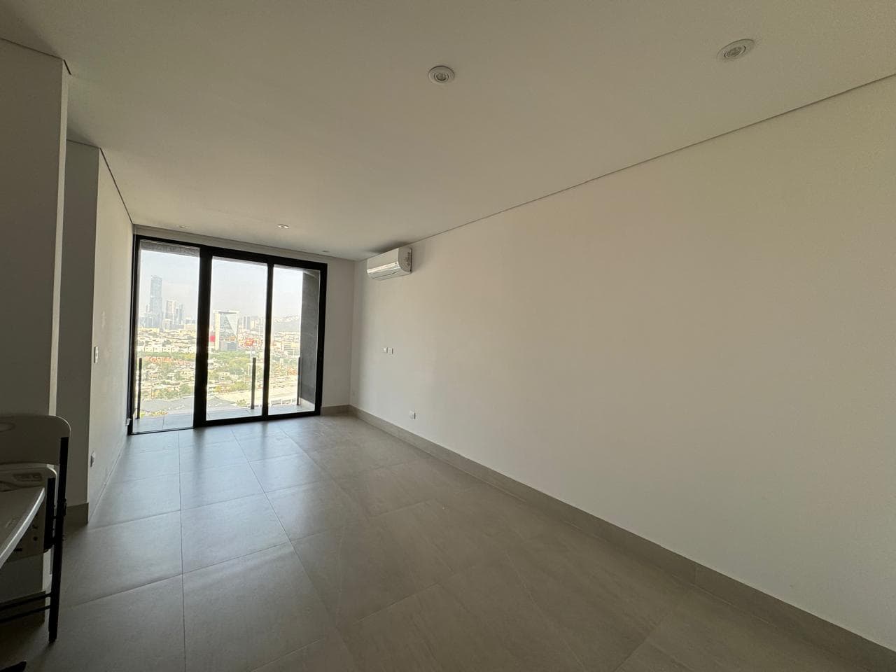 Apartment for Rent at Torre Boreal