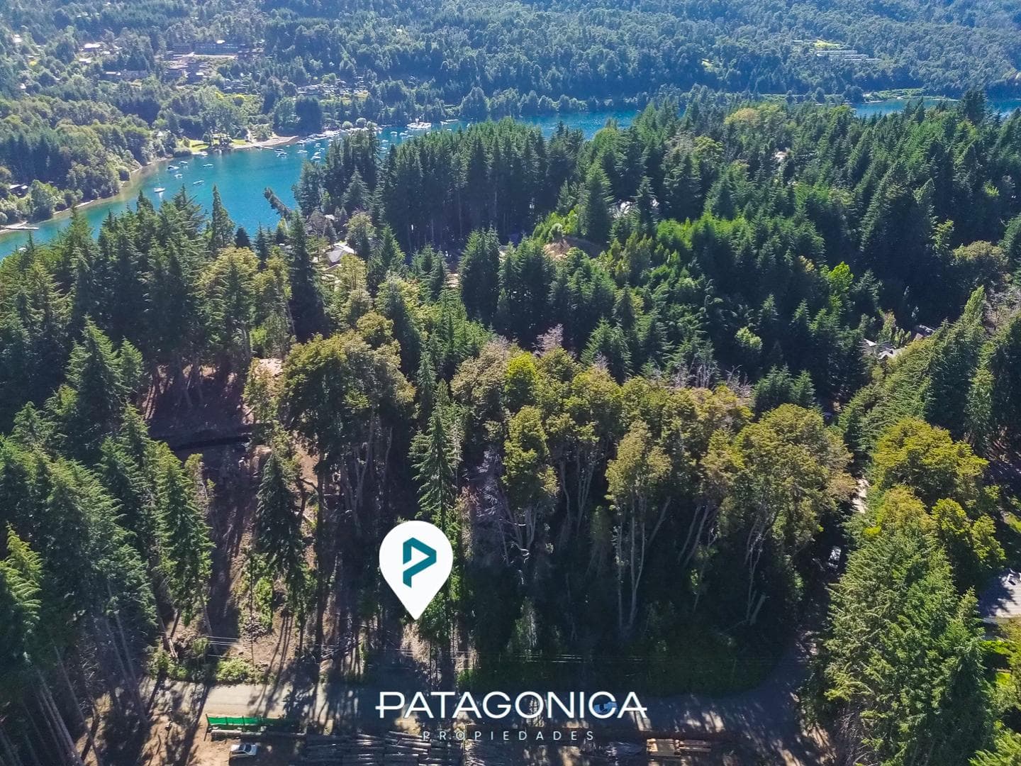 FOR SALE: 1,698 M2 LOT ON THE MANZANO PENINSULA, 50 M FROM THE BEACH - VILLA LA ANGOSTURA