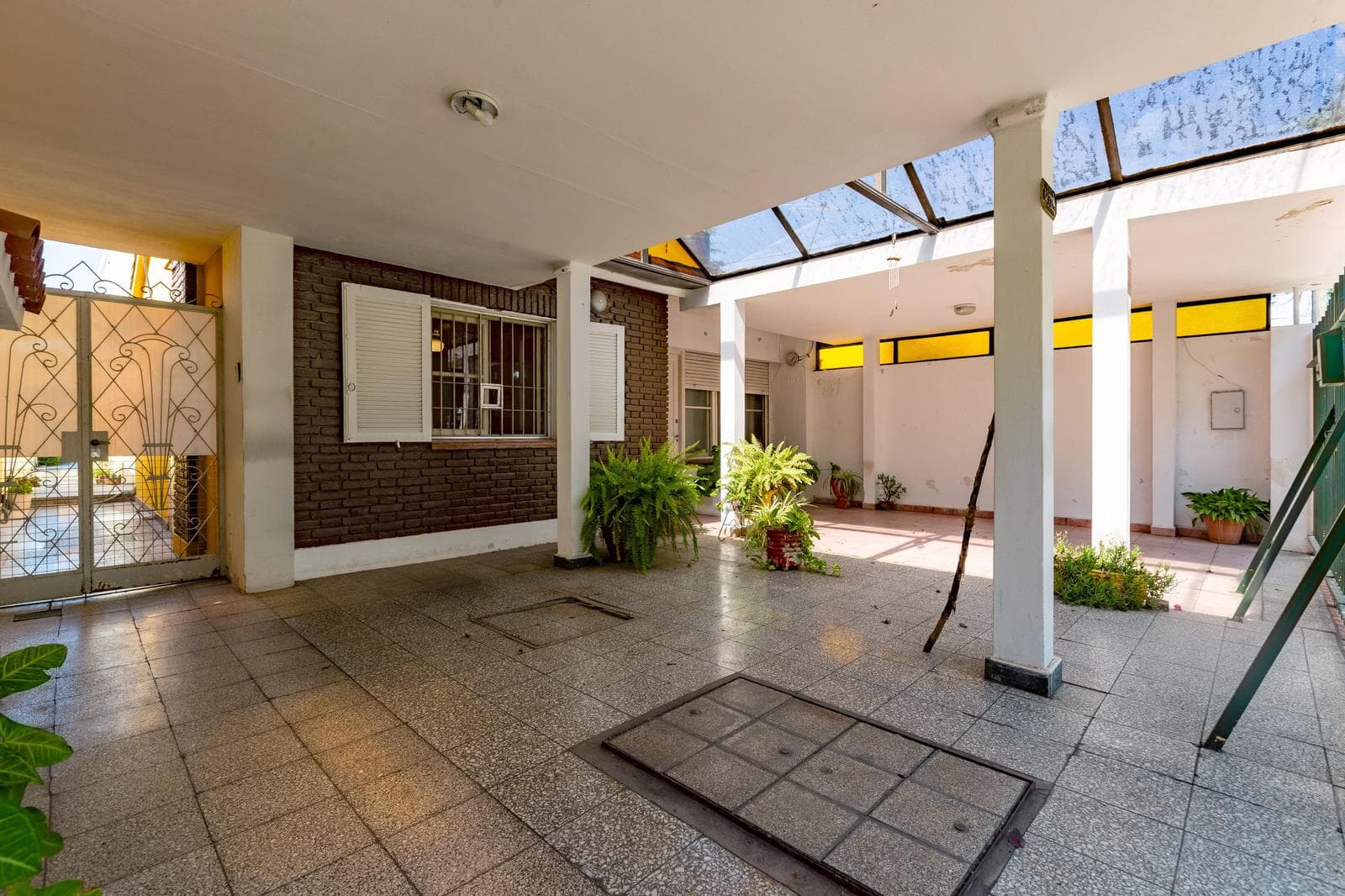 FOR SALE - 2 Houses. Fisherton, Rosario.