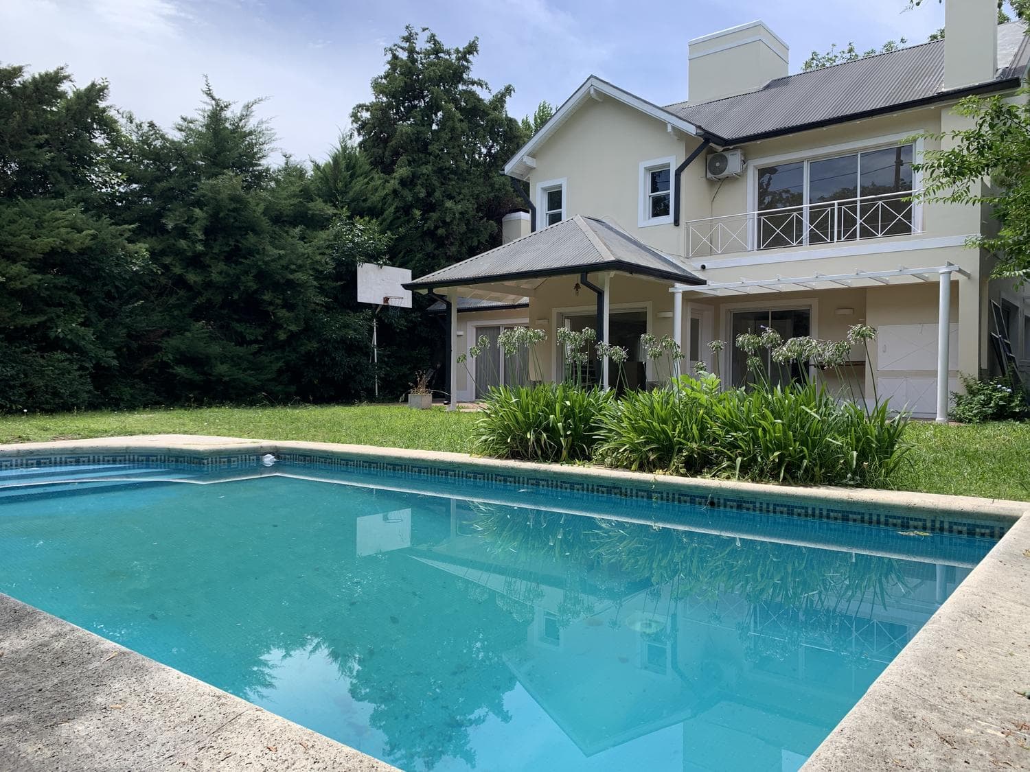 House for Sale, 3 bedrooms. Bermudas, Pilar Gated Community - REPRICED -