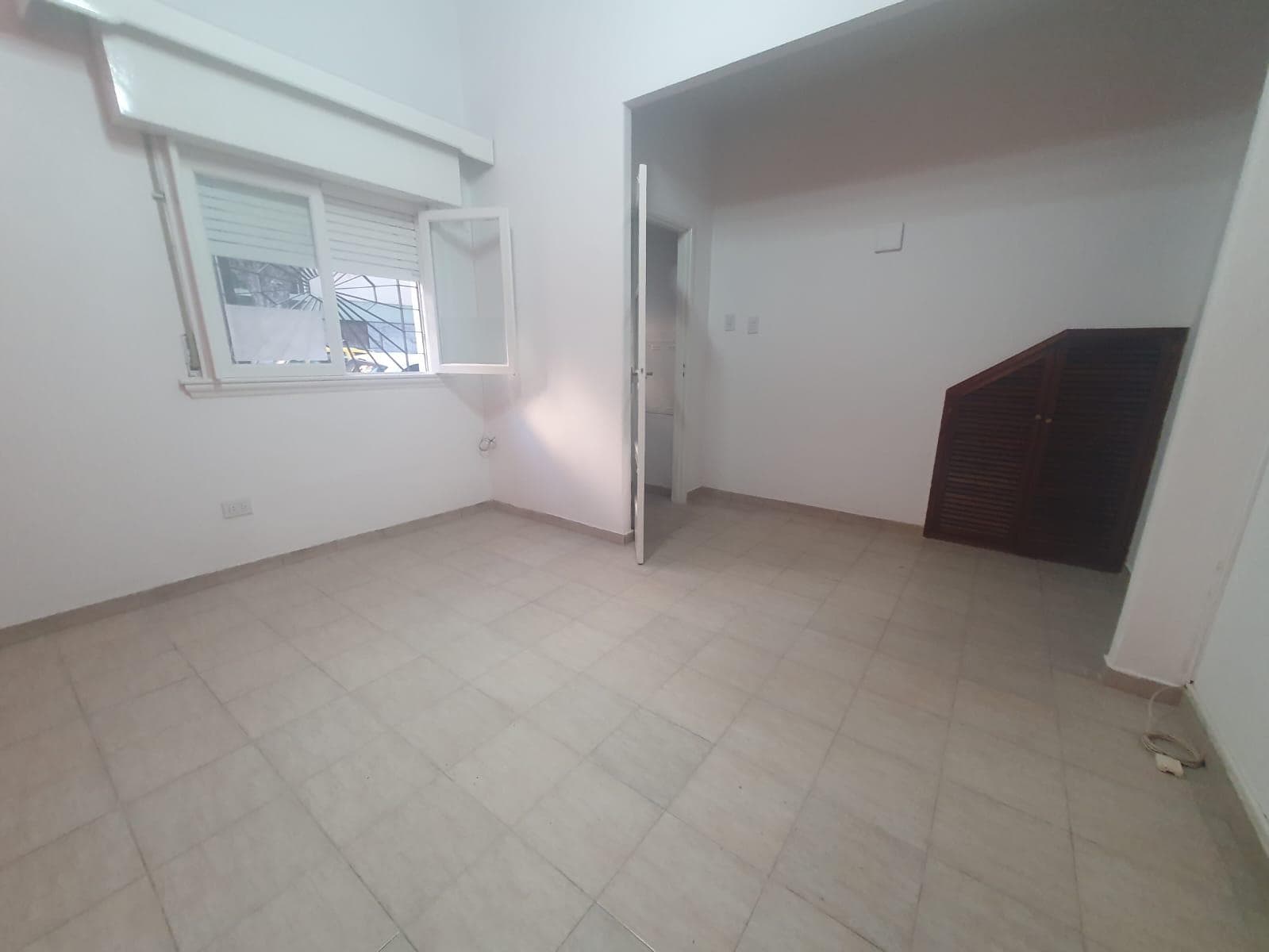 2-room apartment with a patio. Caballito
